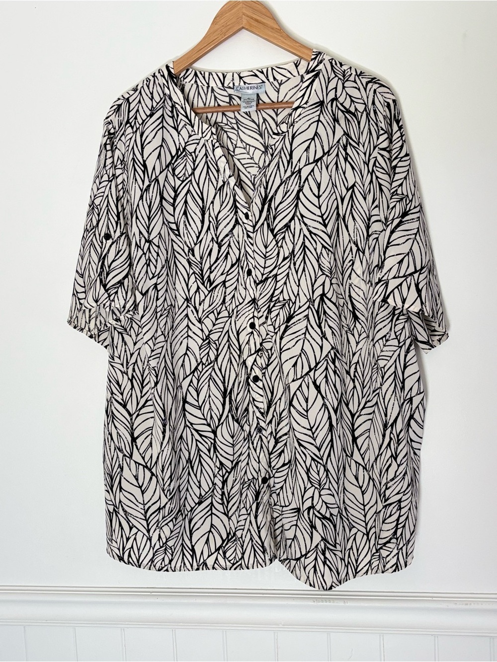 Catherines Black White Tropical Leaf Button Shirt Size 2X Casual Lightweight d41
